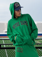 Classic NOTRE DAME 2026 PULLOVER HOODIE RELAXED - KELLY GREEN