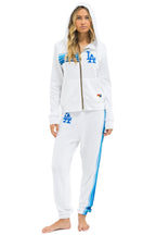 Classic LOS ANGELES DODGERS 5 STRIPE SWEATPANTS - WHITE BLUE