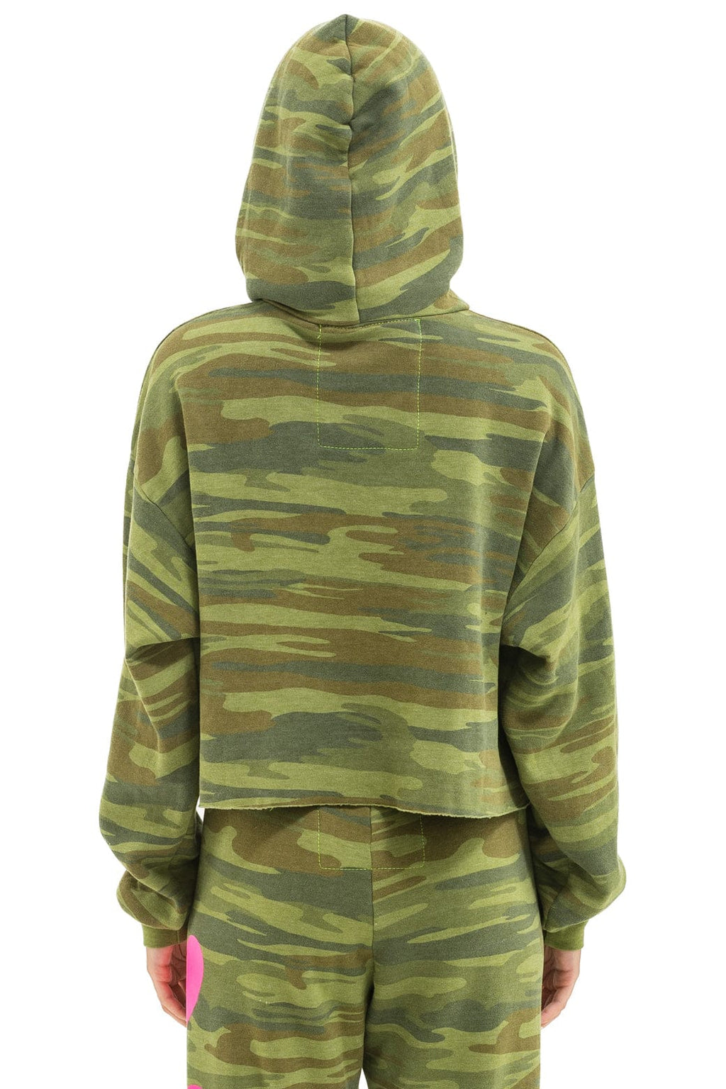 Classic HEART RELAXED CROPPED PULLOVER HOODIE - CAMO NEON PINK