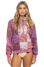 Classic BANDANA QUILTED RELAXED PULLOVER HOODIE - PINK