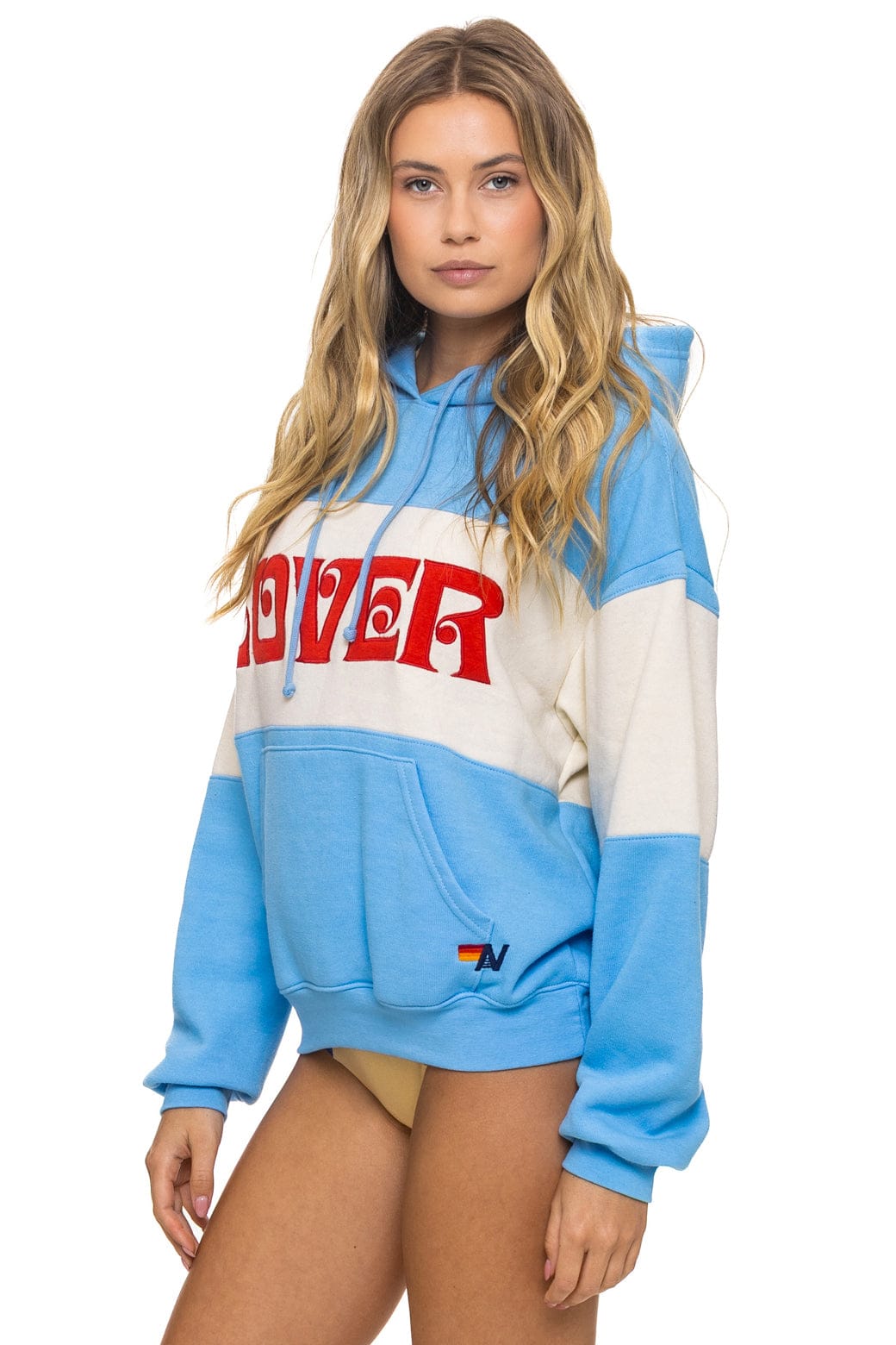 Classic LOVER EMBROIDERY COLOR BLOCK PULLOVER HOODIE RELAXED - SKY VINTAGE WHITE