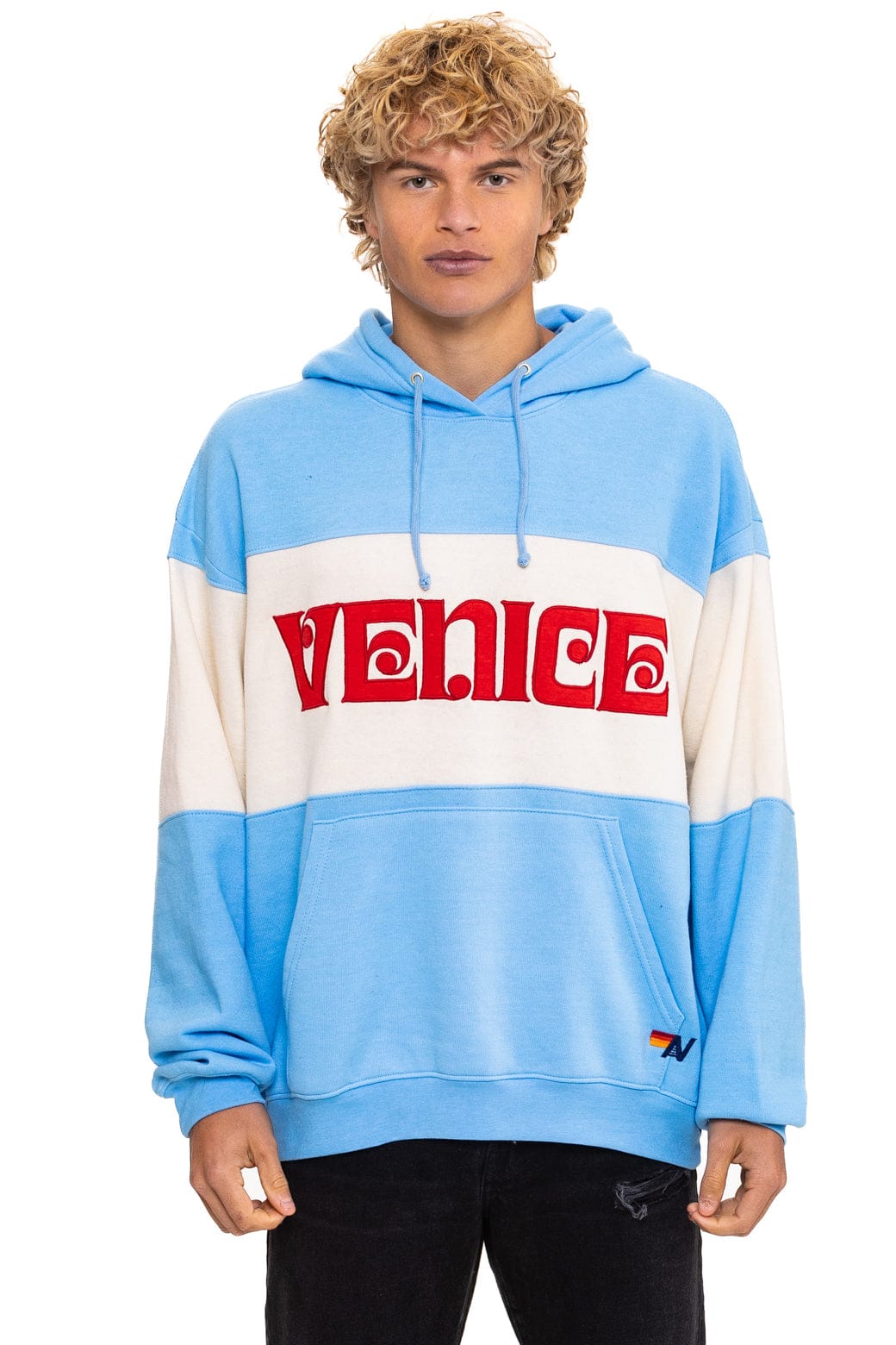 Classic VENICE EMBROIDERY COLOR BLOCK PULLOVER HOODIE RELAXED - SKY VINTAGE WHITE