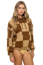 Classic CHECK QUILT RELAXED PULLOVER HOODIE - TAN CINNAMON