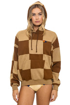 Classic CHECK QUILT RELAXED PULLOVER HOODIE - TAN CINNAMON