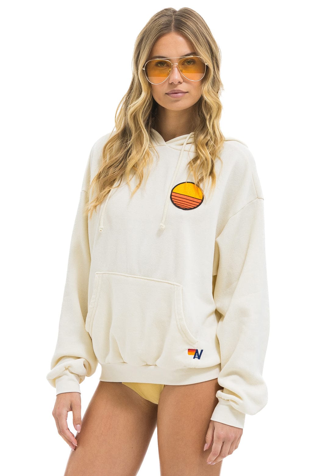 Classic SUNSET PATCH PULLOVER RELAXED HOODIE - VINTAGE WHITE