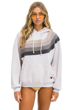 Classic WAVE STRIPE 4 PULLOVER HOODIE RELAXED - DOVE CHARCOAL