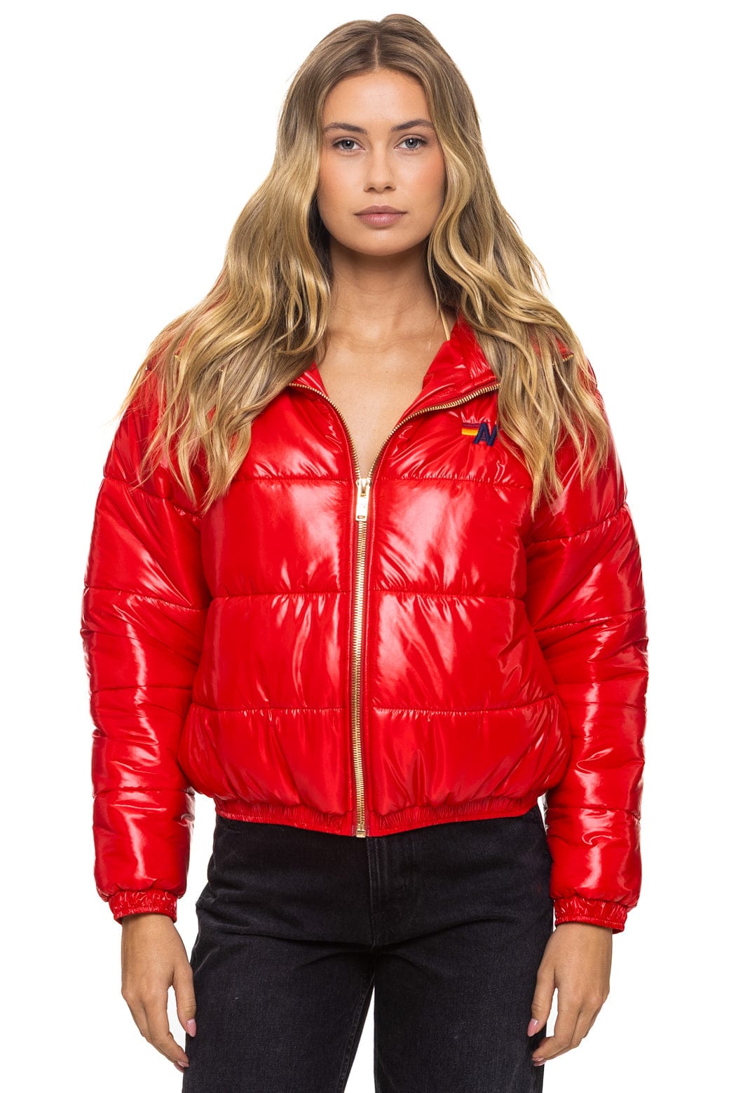 Classic BOLT LUXE APRES PUFFER JACKET - GLOSSY CHERRY