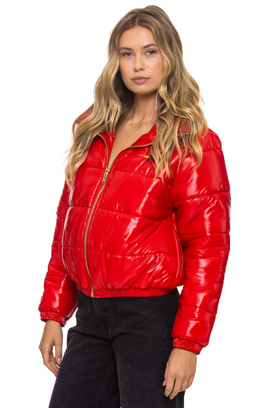 Classic BOLT LUXE APRES PUFFER JACKET - GLOSSY CHERRY