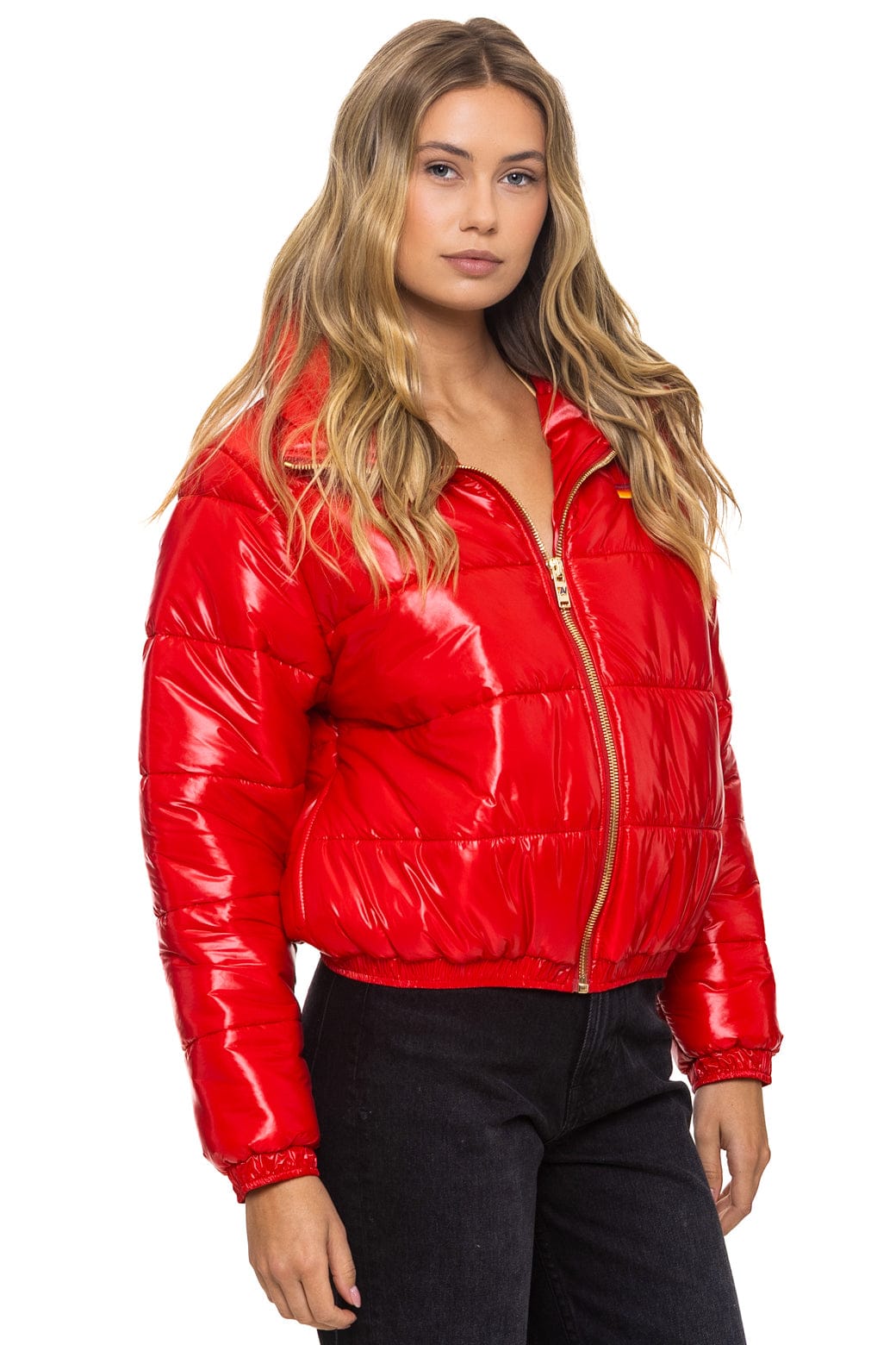 Classic BOLT LUXE APRES PUFFER JACKET - GLOSSY CHERRY