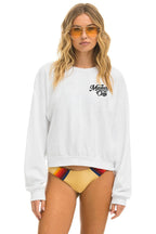 Classic MEMBER EXCLUSIVE RELAXED SWEATSHIRT - WHITE