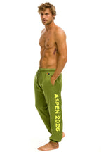 Classic PALM TREE FEST ASPEN 2026 UNISEX POCKET SWEATPANTS - JUNGLE GREEN