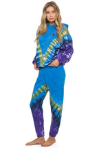 Classic HAND DYED V RELAXED PULLOVER HOODIE - TIE DYE OCEAN PURPLE