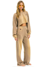 Classic ESSENTIAL WIDE LEG POCKET SWEATPANTS - FADED TAN
