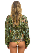 Classic JUNGLE RELAXED CREW SWEATSHIRT - VINTAGE CHARCOAL