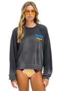 Classic LIVE FREE ADVENTURE PATCH RELAXED CREW SWEATSHIRT - FADED SMOKE
