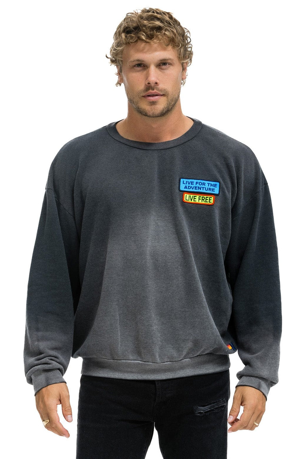 Classic LIVE FREE ADVENTURE PATCH RELAXED CREW SWEATSHIRT - FADED SMOKE