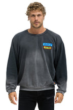 Classic LIVE FREE ADVENTURE PATCH RELAXED CREW SWEATSHIRT - FADED SMOKE