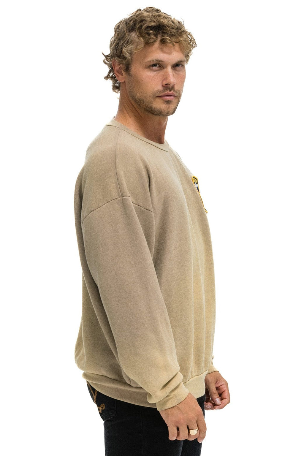 Classic CALIFORNIA SURFER PATCH RELAXED CREW SWEATSHIRT - FADED TAN