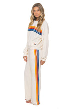 Classic 5 STRIPE RELAXED CREW SWEATSHIRT - VINTAGE WHITE