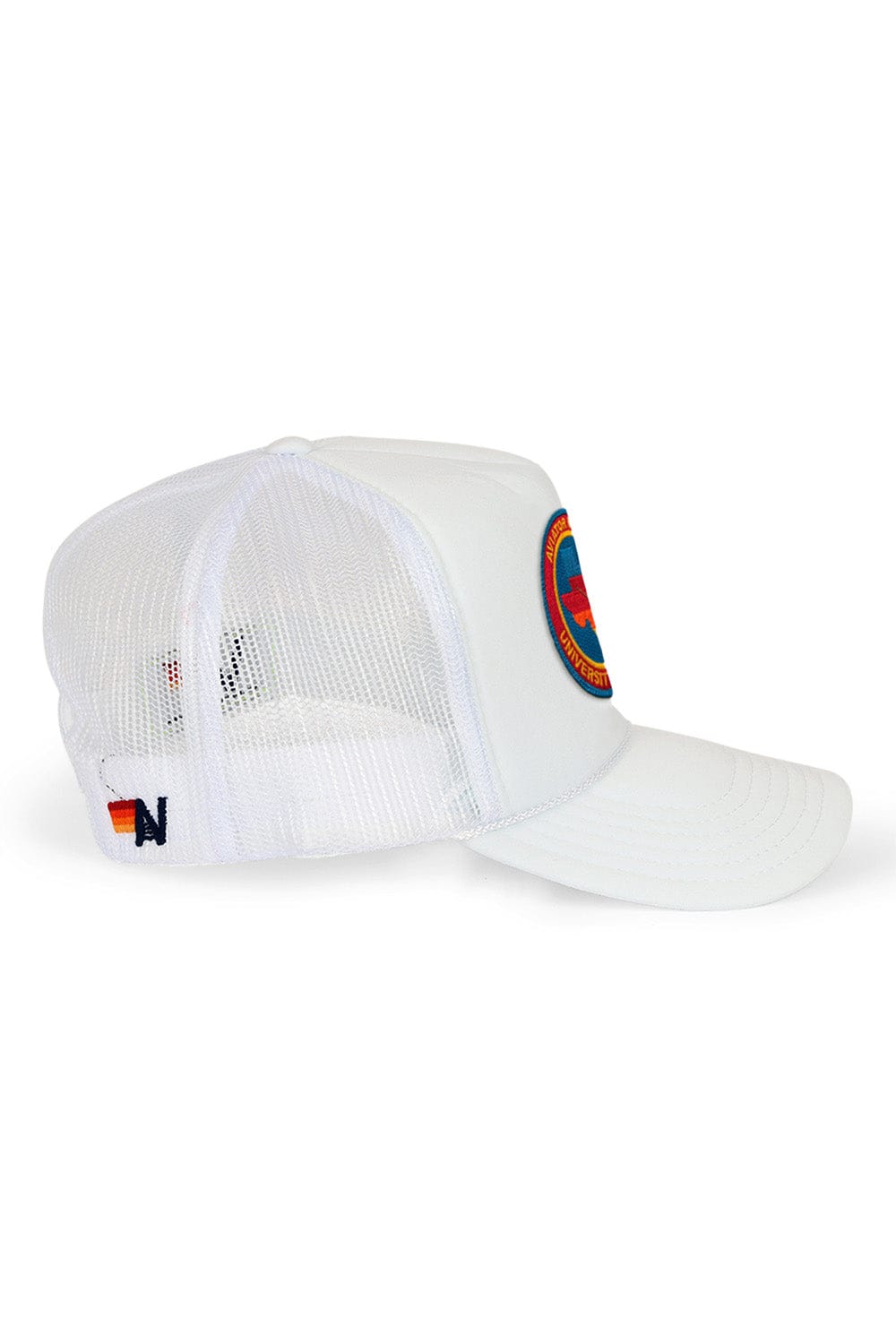 Classic UNIVERSITY OF TEXAS CIRCLE PATCH VINTAGE LOW RISE TRUCKER - WHITE
