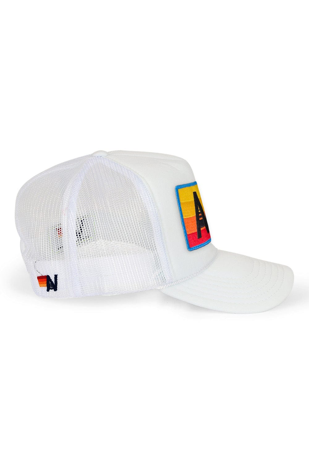 Classic LOGO RAINBOW VINTAGE TRUCKER HAT