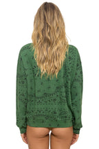 Classic BANDANA RELAXED CREW SWEATSHIRT - PALM