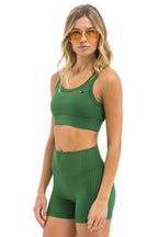 Classic WIDE RIB WOMENS SCOOP BACK SPORTS BRA - PALM