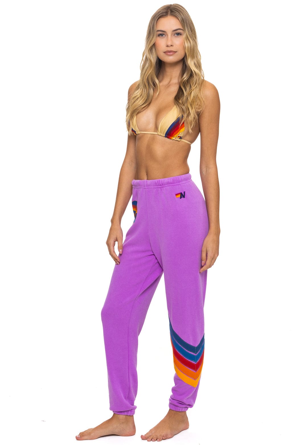 Classic ALL SEASONS CIRCLE CHEVRON SWEATPANTS - NEON PURPLE
