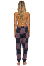 Classic CHECK QUILTED SWEATPANTS - CHARCOAL MOCHA