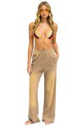 Classic ESSENTIAL WIDE LEG POCKET SWEATPANTS - FADED TAN