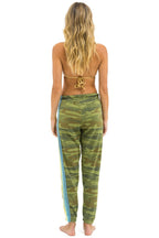 Classic 5 STRIPE SWEATPANTS - CAMO LIME AQUA