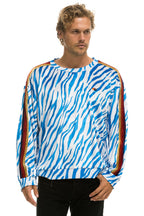 Classic CLASSIC VELVET RELAXED SWEATSHIRT - BLUE TIGER