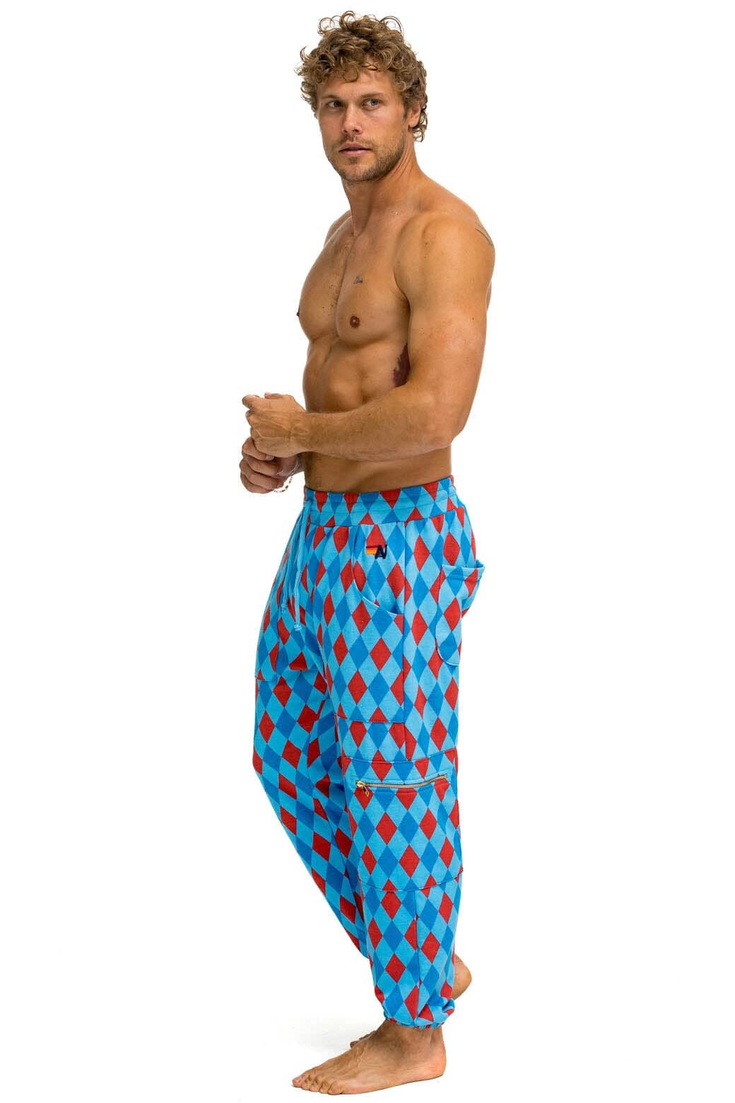 Classic DIAMOND REPEAT SMILEY 2 EMBROIDERY SWEATPANTS - SKY