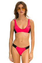 Classic HI-CUT COLOR BLOCK CHEEKY BIKINI BOTTOMS - RED BLACK