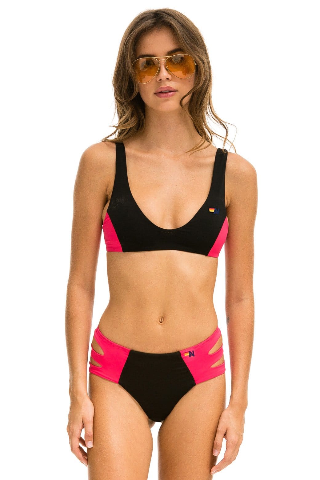 Classic HI-WAISTED SIDE CUT OUT COLOR BLOCK FULL COVERAGE BRIEF BIKINI BOTTOMS - BLACK RED