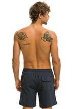 Classic MENS 5 STRIPE FLEX SHORTS 7 INCH - TITANIUM