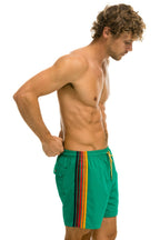 Classic MENS 5 STRIPE FLEX SHORTS - AMAZON