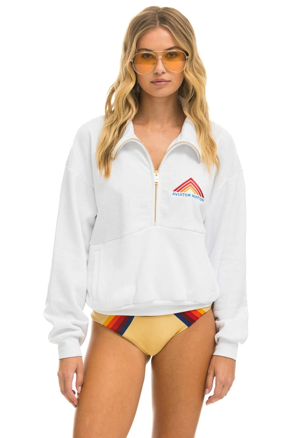 Classic MOUNTAIN EMBROIDERY HALF ZIP SWEATSHIRT - WHITE