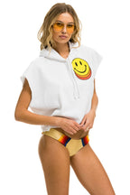 Classic SMILEY SUNSET SLEEVELESS RELAXED CROPPED PULLOVER HOODIE - WHITE